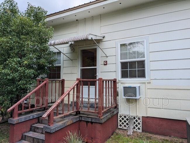 Building Photo - 2941G Green Street
