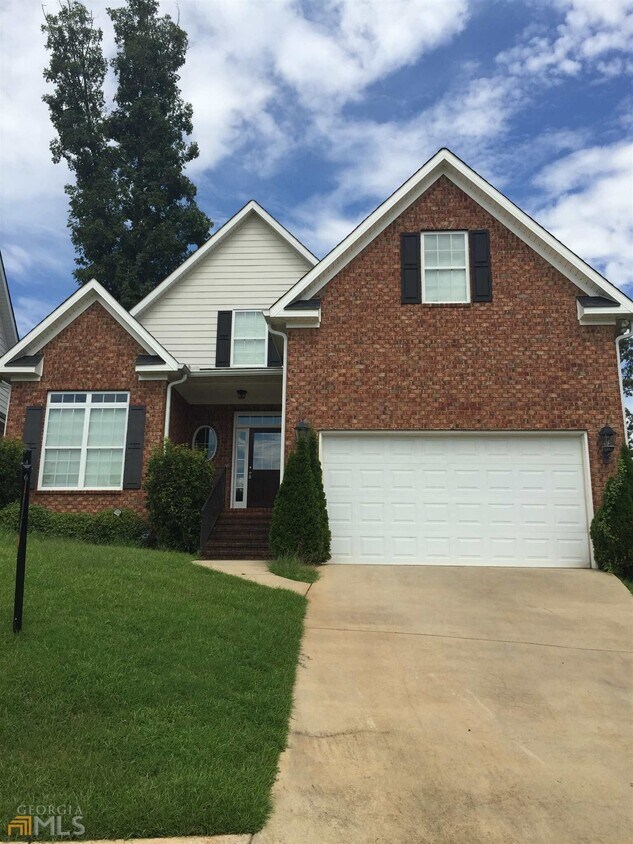 208 Arden Ln, Macon, GA 31210 Apartment for Rent in Macon, GA