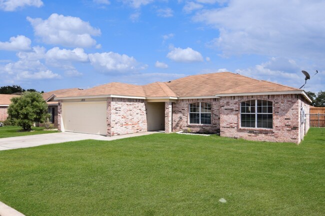 Building Photo - 1713 Freedom Loop
