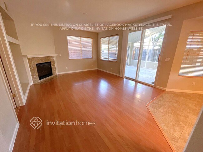 Foto del edificio - 4720 Canyon Hills Dr