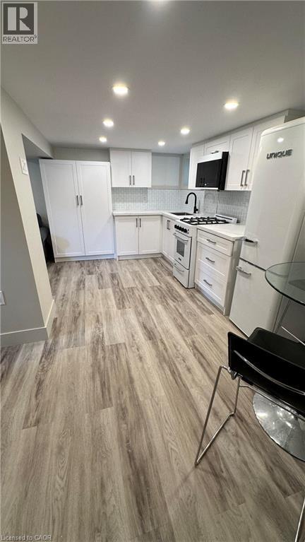 Photo du bâtiment - 155 Wentworth St S