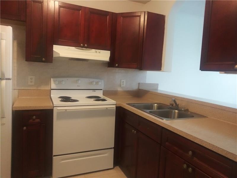 Foto principal - 4100 Riverside Dr