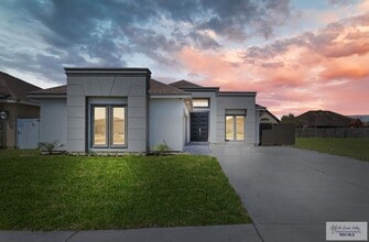 Building Photo - 2170 Portofino Blvd