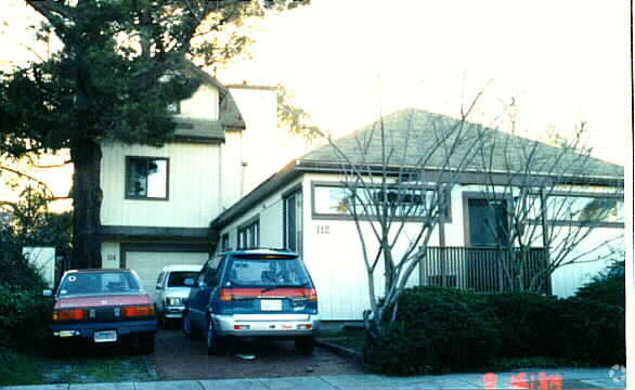 Building Photo - 112-114 S Fremont St