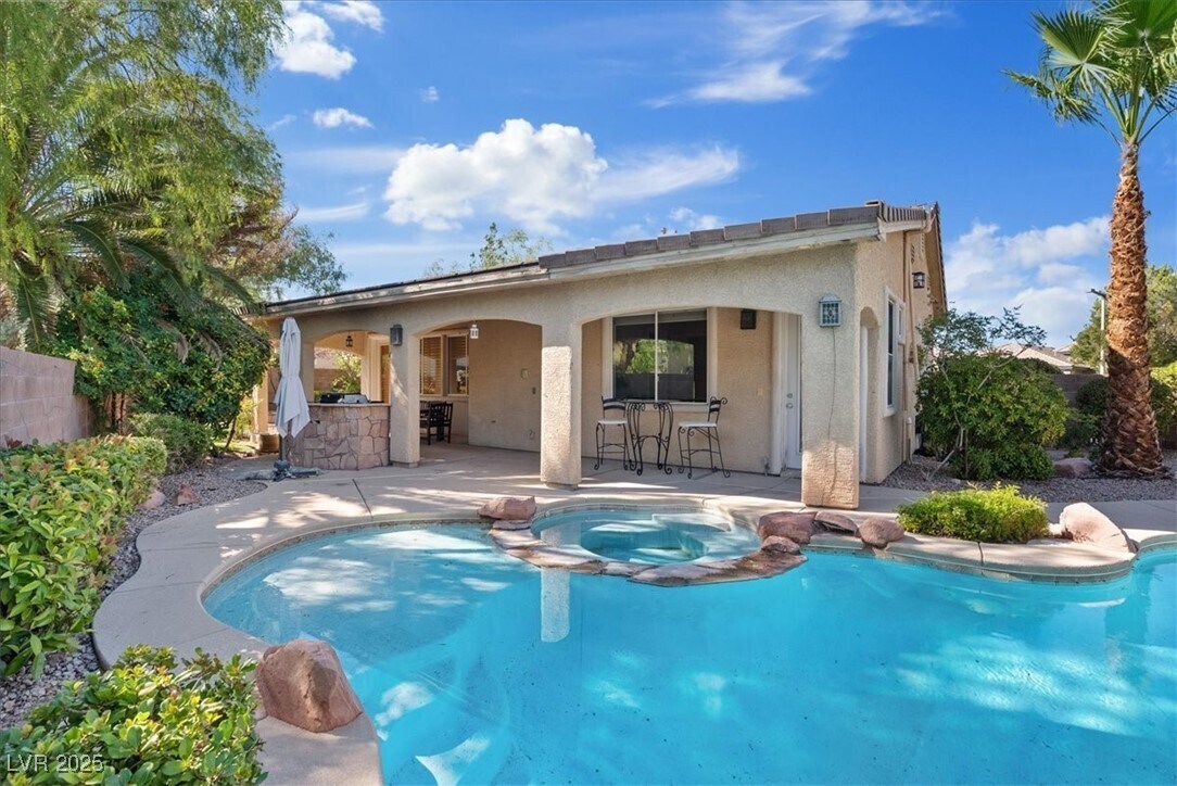 Foto principal - 10243 Bright Harbor Ave