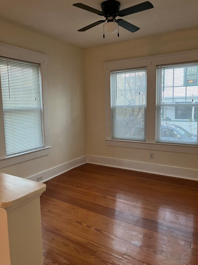 Building Photo - 2 Devereaux St