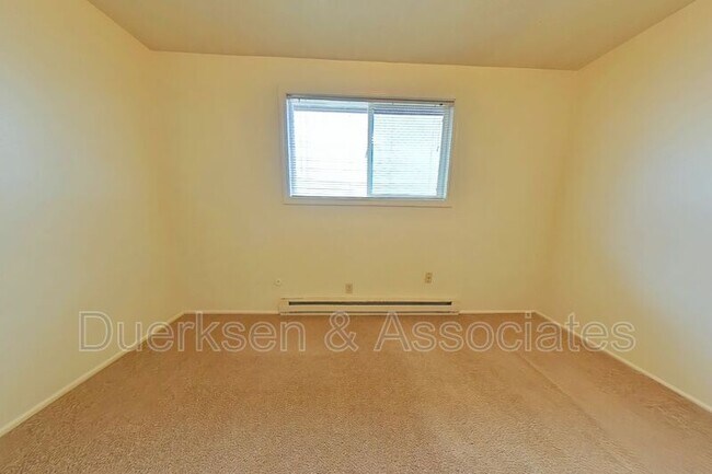 Building Photo - 680 SW Washington Ave