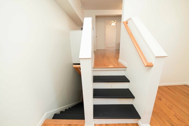 Entrance - 1414 Christian St