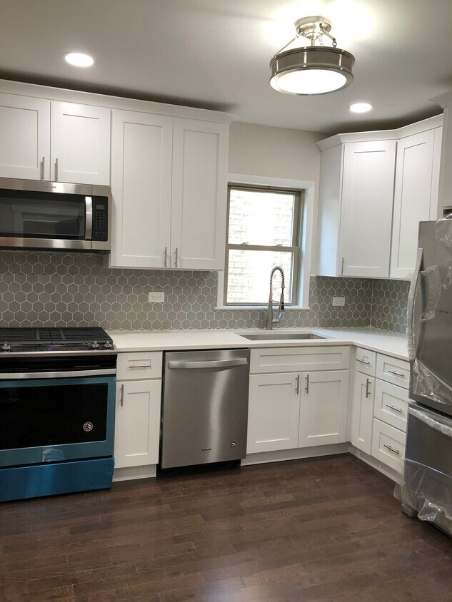 Brand new kitchen - 5708 N McVicker Ave