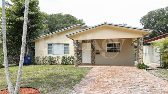 Foto principal - 120 SW 7th Terrace