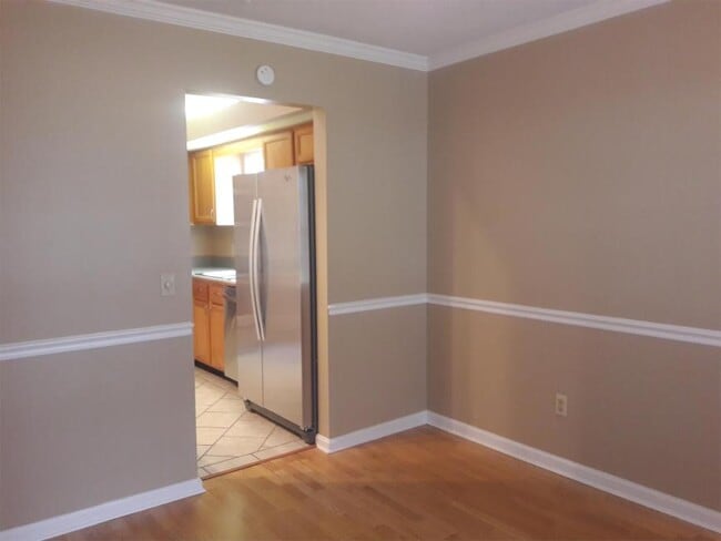 Building Photo - 3 bedroom in Jacksonville FL 32210