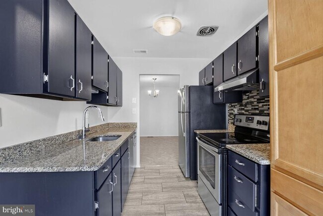 Building Photo - 9305 Bathgate Ct