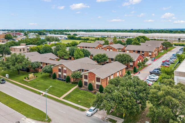 Aerial - Parkway Villas