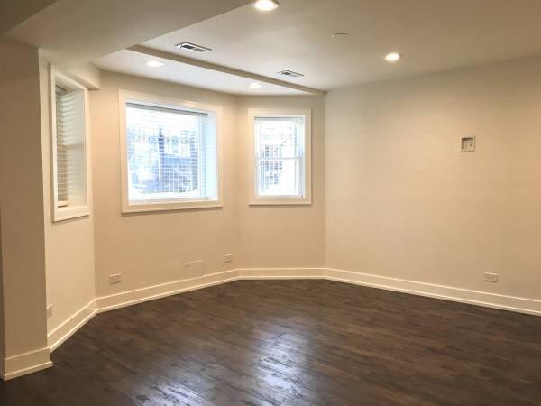 Foto principal - 2829 N Rockwell St