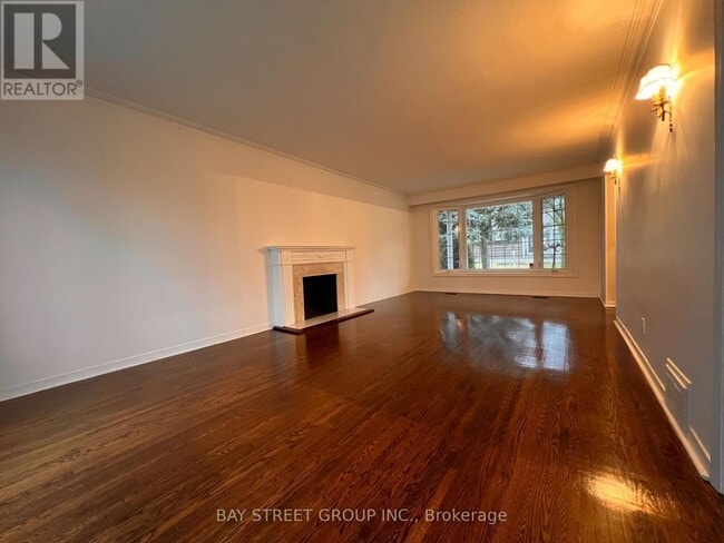 Building Photo - 93 Lord Seaton Rd