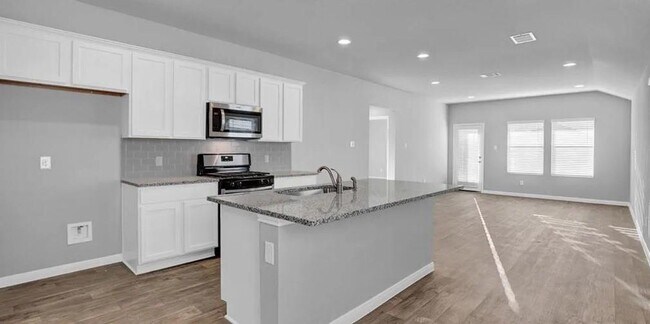Foto del edificio - 211 Hamilton Pool Ln