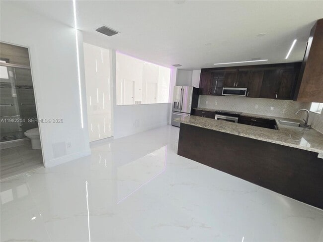 Photo - 4490 SW 19th St House