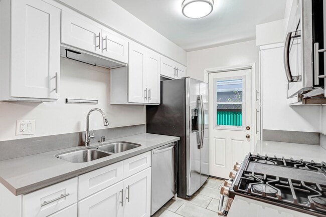 Building Photo - 1314 Euclid St