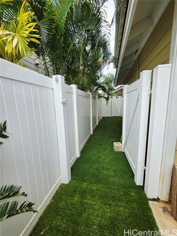 Building Photo - 91-1240-1240 Kaileolea Dr