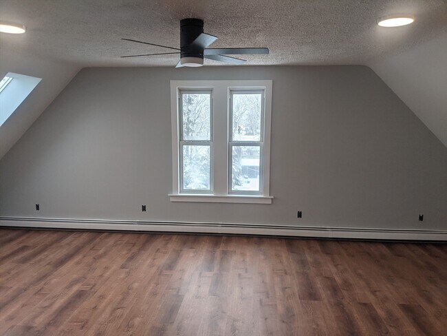 Foto del edificio - 12 Clinton St