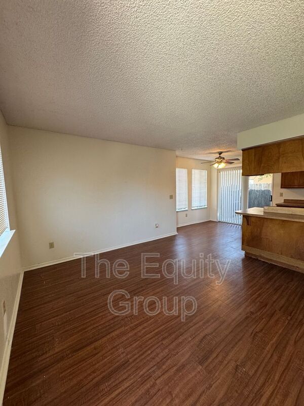 Building Photo - 2941 W Caldwell Ave