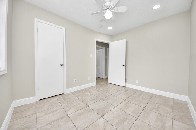 Foto del edificio - 5039 E Pagewick Dr