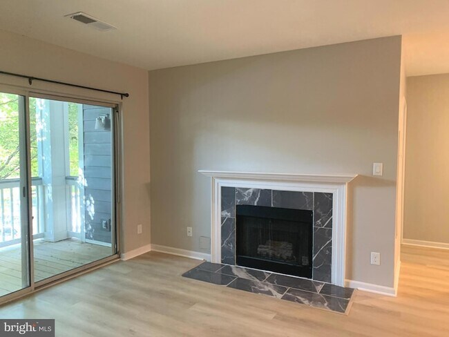 Foto del edificio - 20283 Beechwood Terrace