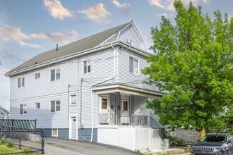 Building Photo - 19 Puritan Rd