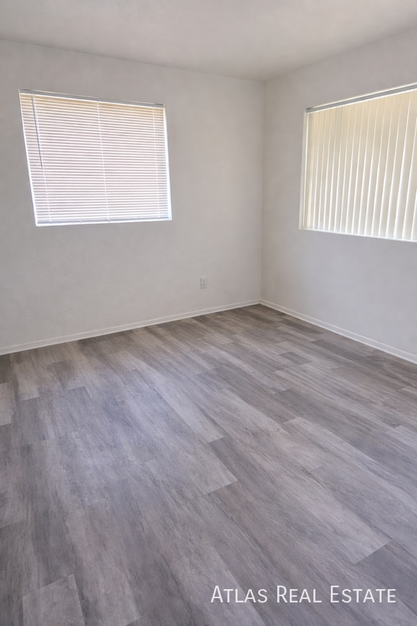 Building Photo - 2512 W Ocotillo Rd