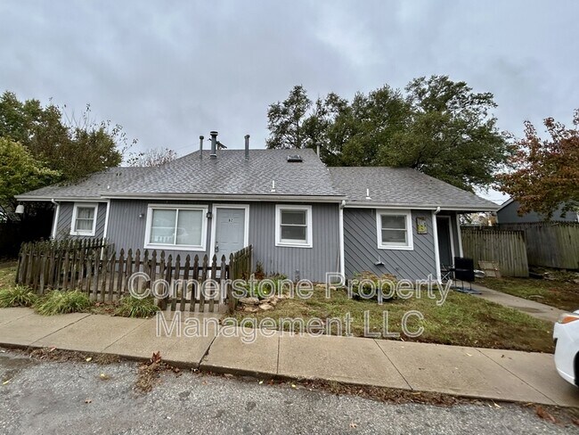Foto del edificio - 1901 E 23rd St