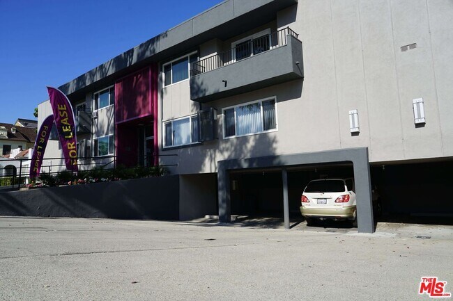 Foto del edificio - 1455 S Wooster St