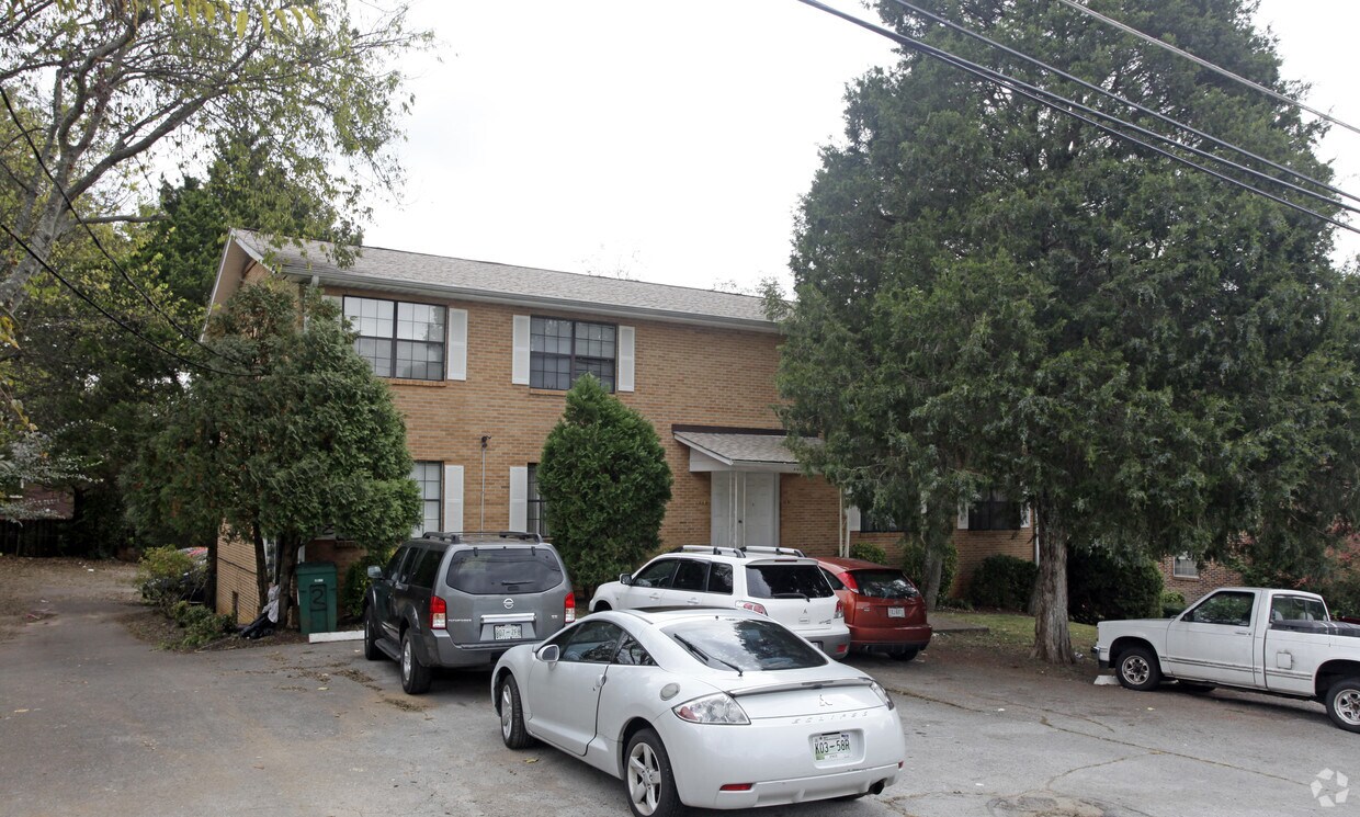 Primary Photo - 208 S David Ln