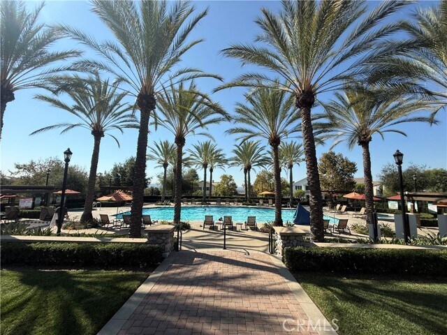 Foto del edificio - 652 Desert Willow Rd