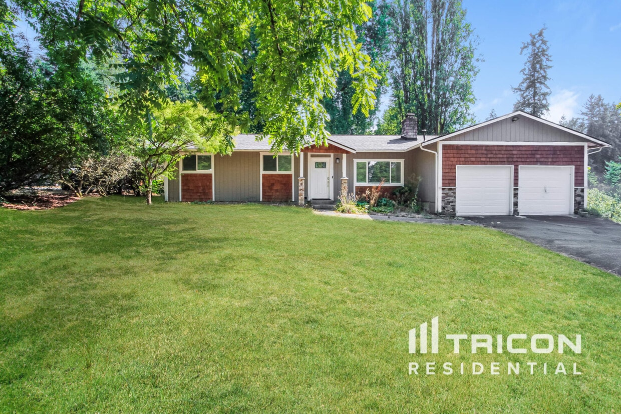 Foto principal - 6905 NE 158th St
