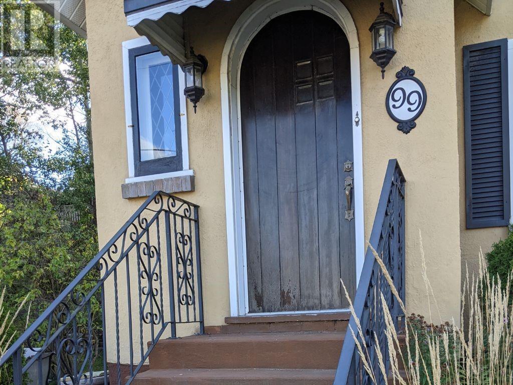 Photo principale - 99 Riverside Dr