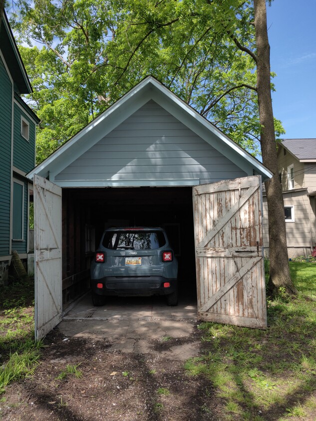 Detached garage. - 219 Ballard St