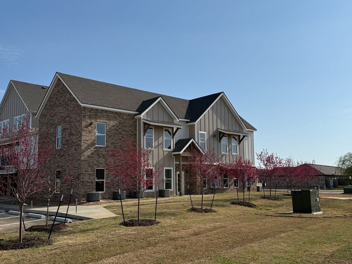 Foto principal - Willow Crossing Apartments