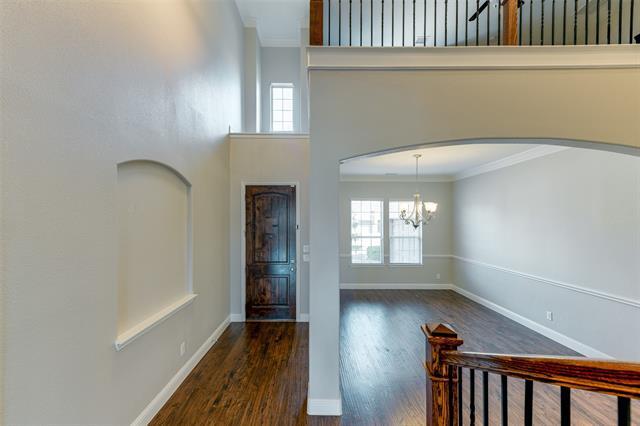 Building Photo - 901 Colby Dr