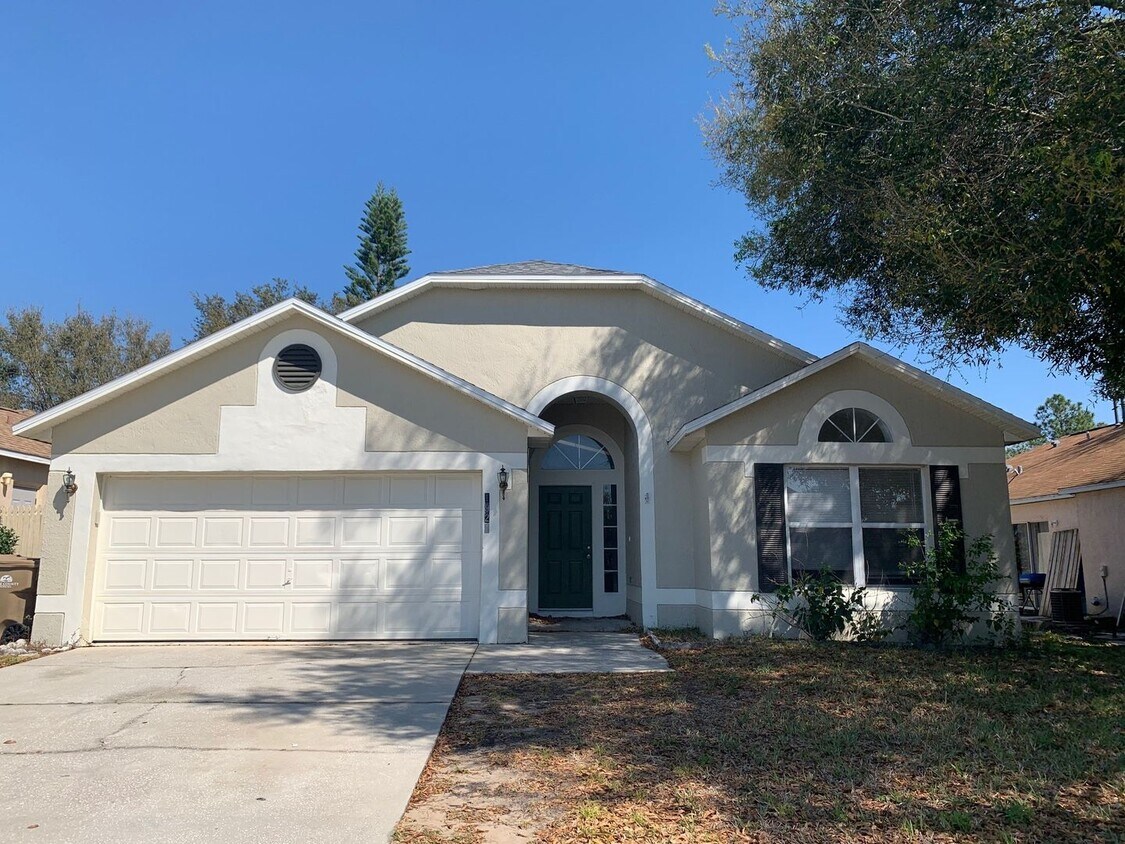 Primary Photo - 4/2 beautifully remodeled home in Clermont!