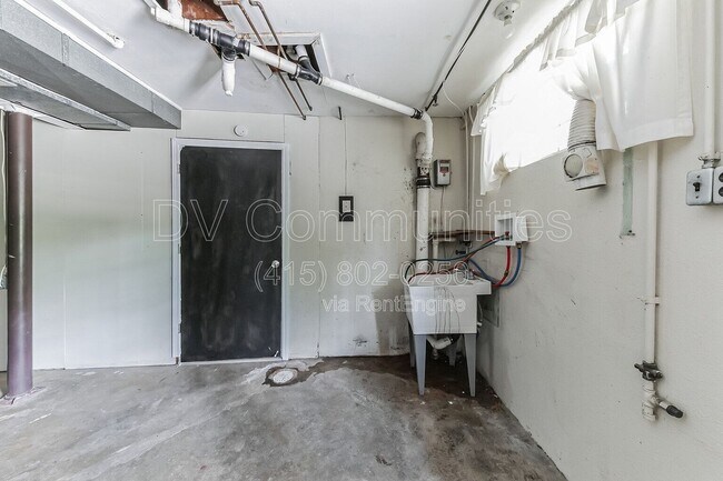 Foto del edificio - 2964 Werkridge Dr
