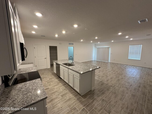 Foto del edificio - 2154 Ramsdale Dr SE