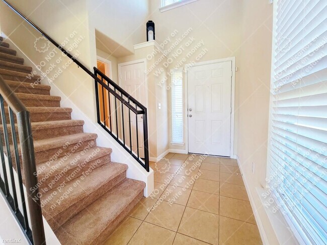 Building Photo - 3 br, 2.5 bath House - 105 Sabine River Dr