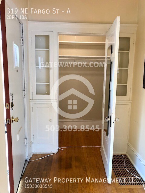 Foto del edificio - 319 NE Fargo St. Unit A