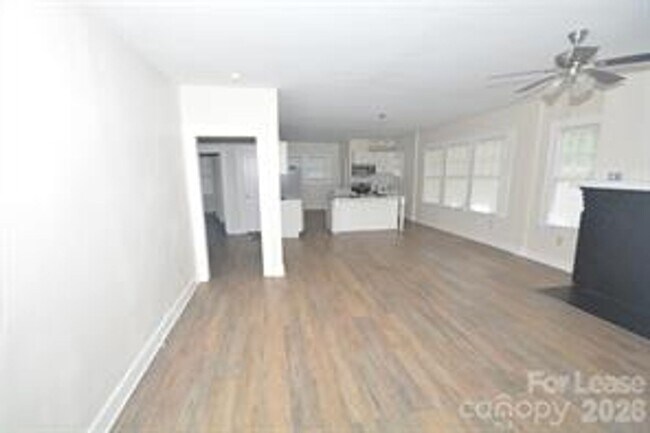 Building Photo - 4101 Gossett Ave