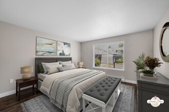 Building Photo - South Parc