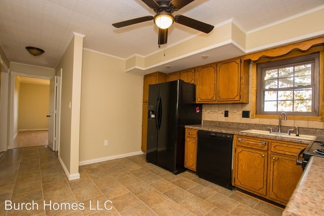 Building Photo - 4 br, 3 bath House - 6857 Hwy 141 N