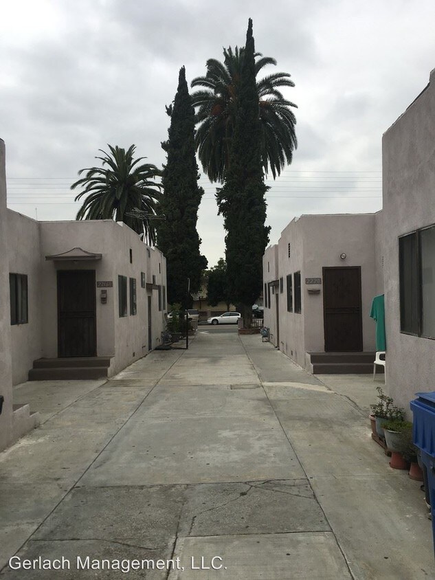 Primary Photo - 2216 Griffin Ave