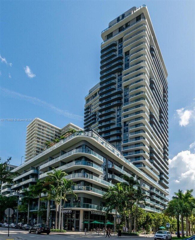 Foto del edificio - 121 NE 34th St