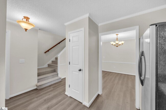 Foto del edificio - 103 Sunningdale Ct