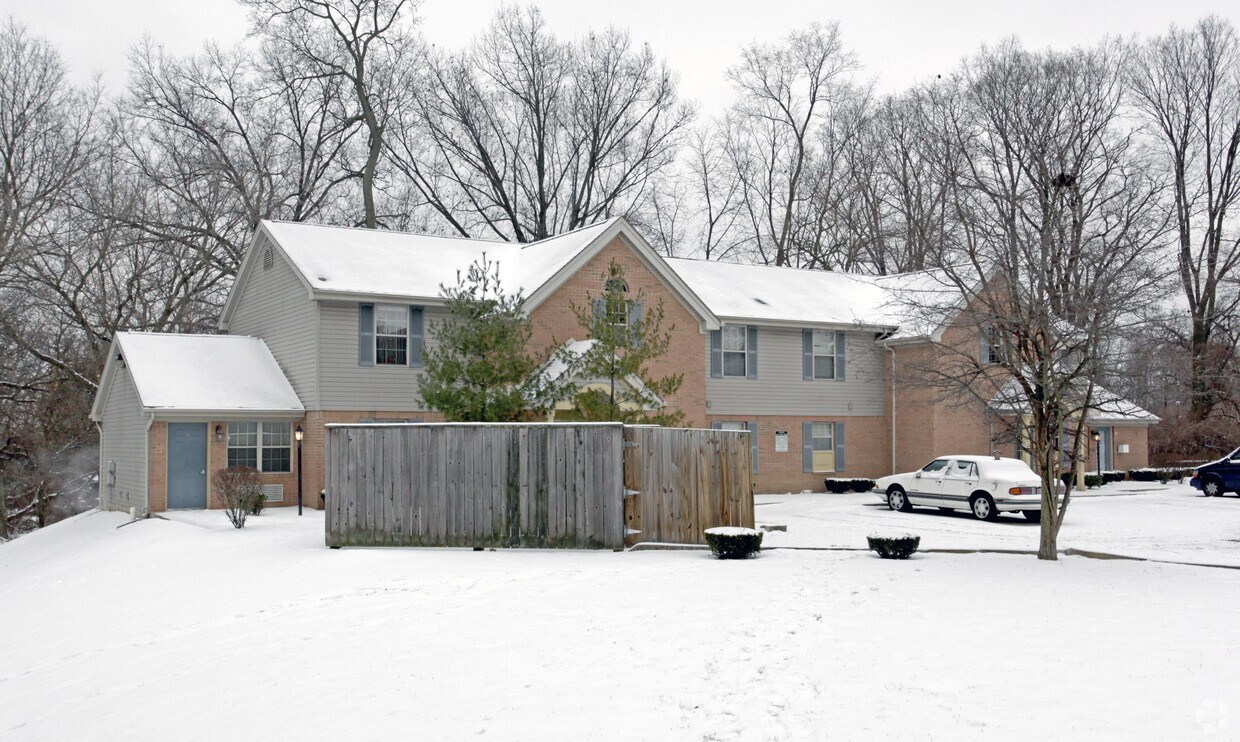 Foto del edificio - 4236-4240 Briar Pl